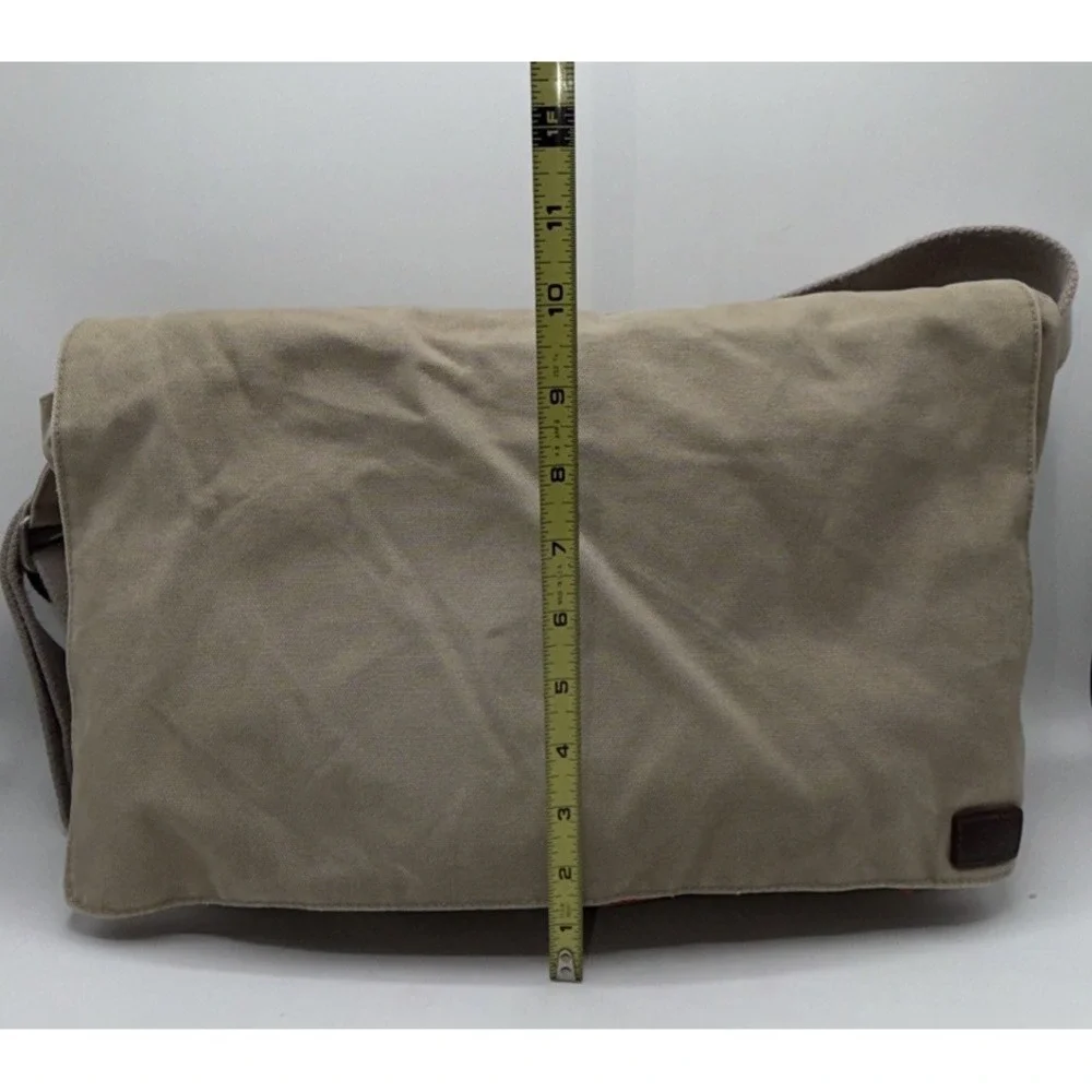 GAP Canvas Messenger Bag Crossbody Shoulder Bag. Beige Tan w/Adjustable Strap.